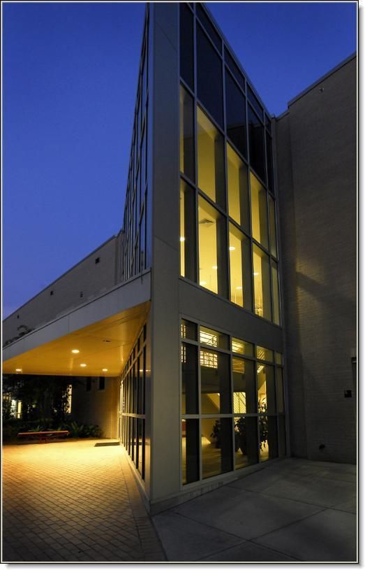Class A Office/Medical : 2 Southern Point Pkwy, Hattiesburg, MS 39401